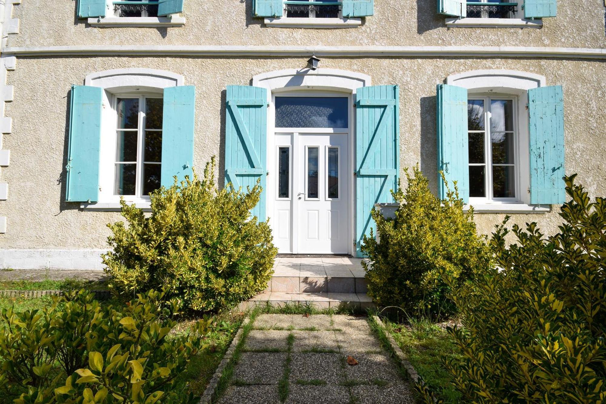 Villa Avec Piscine Et Billard Sabres Exterior foto
